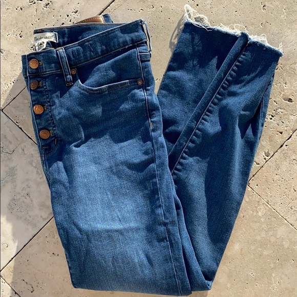 Madewell Denim - Madewell button closure mid rise skinny jeans